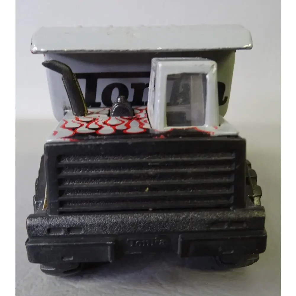 Maisto Hasbro Tonka Dump Truck Gray/Silver Red/Black Flames